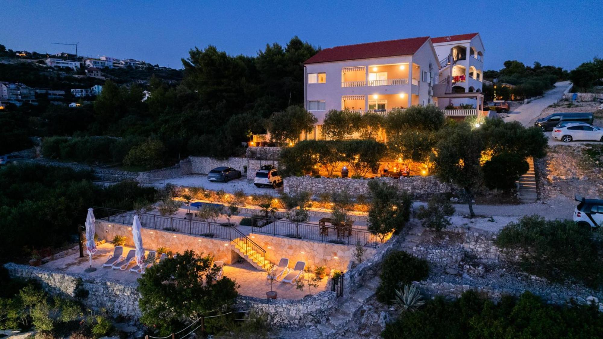 Apartmani Babic Sevid Exterior foto